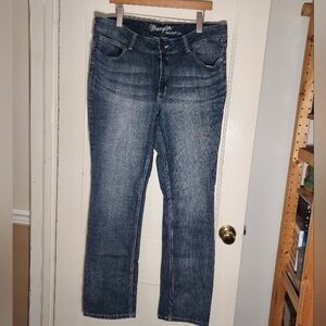 Woman's Wrangler Straight Leg Jeans, 18W Tall
